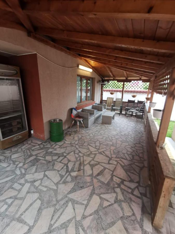 Vila De Vacanta Curtea de Argeş Exterior foto
