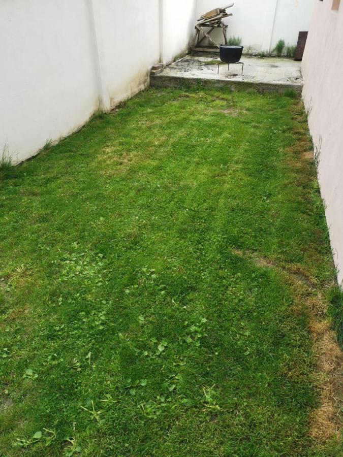 Vila De Vacanta Curtea de Argeş Exterior foto